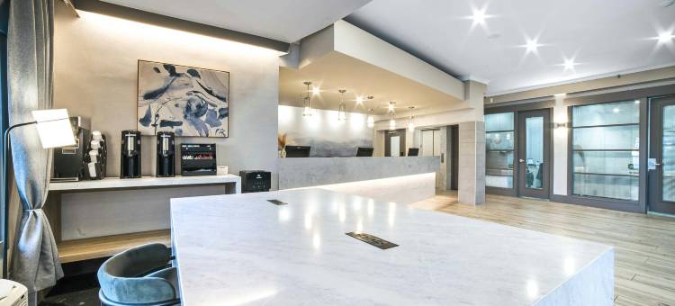 基洛纳桑德曼套房酒店(Sandman Hotel & Suites Kelowna)图片