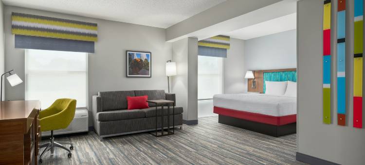 夏洛特阿罗伍德路欢朋套房酒店(Hampton Inn & Suites Charlotte-Arrowood Rd.)图片