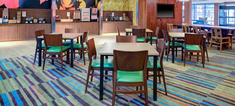 弗拉格斯塔夫东万枫酒店及套房(Fairfield Inn & Suites Flagstaff East)图片