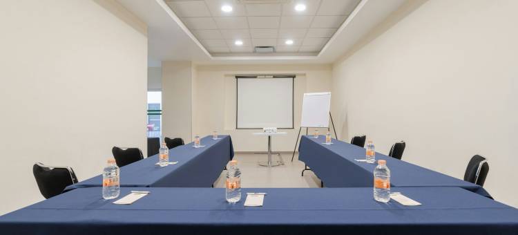 阿瓜斯卡连特斯中心万豪城市快捷青年酒店(City Express Junior by Marriott Aguascalientes Centro)图片