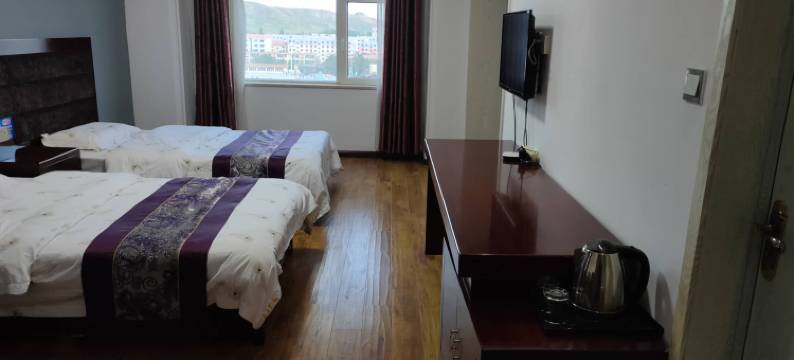 共和香巴拉央庆酒店图片