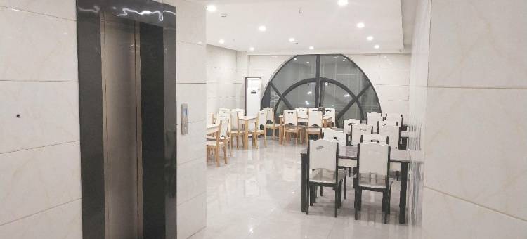 派白云酒店(亳州利辛奥林清华店)图片