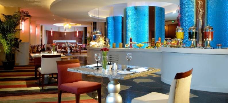 上海由由大酒店(仁济东院塘桥地铁站店)图片