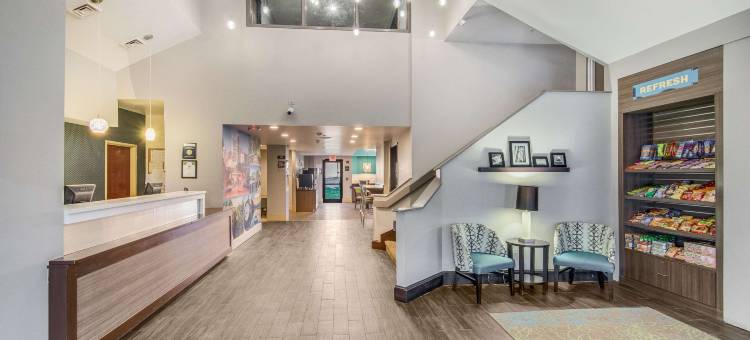 威克森林 - 罗利北凯隆波因特酒店(Clarion Pointe Wake Forest – Raleigh North)图片