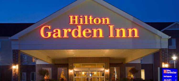 密尔沃基西北会议中心希尔顿花园酒店(Hilton Garden Inn Milwaukee Northwest Conference Center)图片