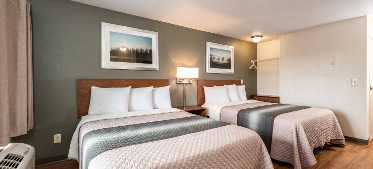 弗雷斯诺西霍姆汤公寓(HomeTowne Studios Fresno - West)图片