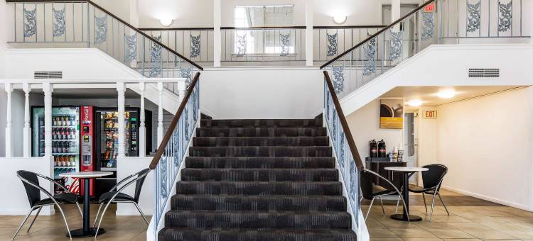 洛杉矶亚历山德拉 6 号开放式公寓酒店(Studio 6 Alexandria, La)图片