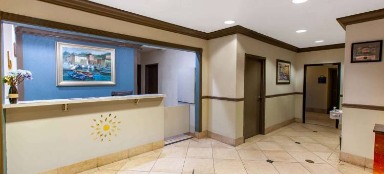 戴斯套房酒店-韦伯斯特航天航空局-克利尔湖-休斯顿(Days Inn & Suites by Wyndham NASA Space Center Houston)图片