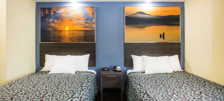 蓝泉城戴斯酒店(Days Inn by Wyndham Blue Springs)图片