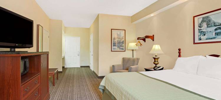 珀尔呗盟套房酒店(Baymont by Wyndham Pearl)图片