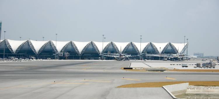 素万那普机场 RQ 精选酒店(RQ Suvarnabhumi Airport by Collection O)图片