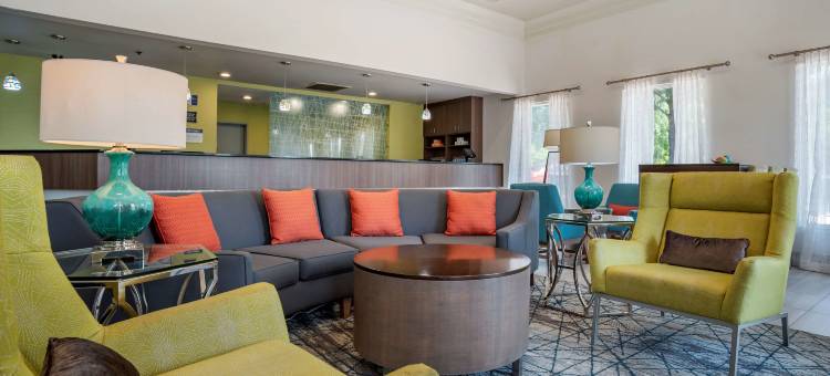 卡尔顿贝斯特韦斯特套房酒店(Best Western Plus Carlton Suites)图片