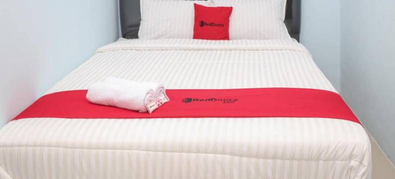 RedDoorz Syariah Near Suncity Mall Madiun图片