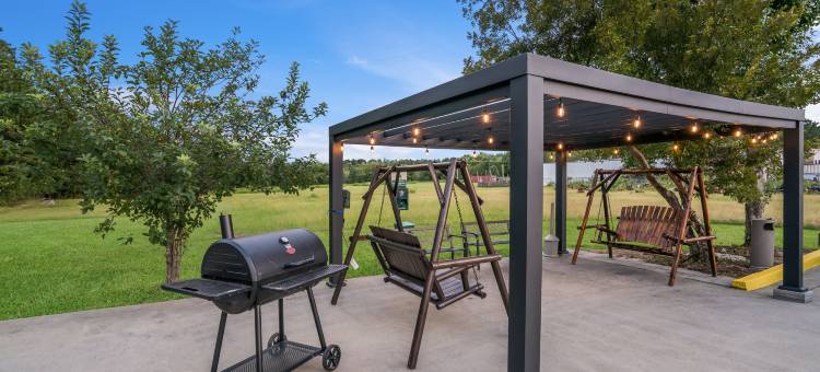 卡罗尔顿西乔治红顶套房酒店(Red Roof Inn & Suites Carrollton, GA-West Georgia)图片