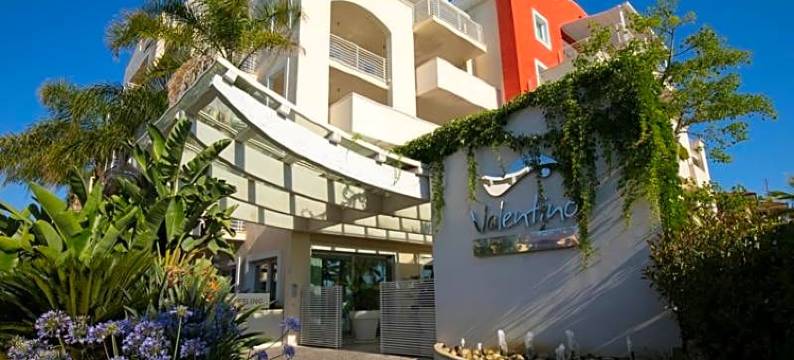 瓦伦蒂诺度假村(Valentino Resort)图片
