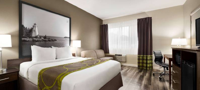 萨尼亚温德姆速8酒店(Super 8 by Wyndham Sarnia on)图片