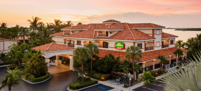 基韦斯特海滨万怡酒店(Courtyard Key West Waterfront)图片