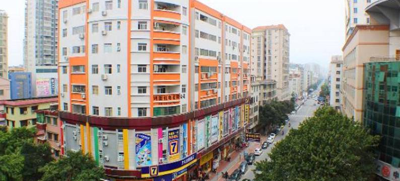 英德吉盛酒店图片