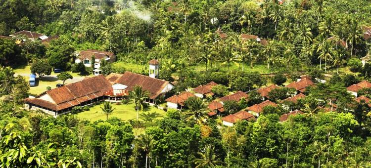 玛高乌托莫山景度假村(Margo Utomo Hill View Resort)图片