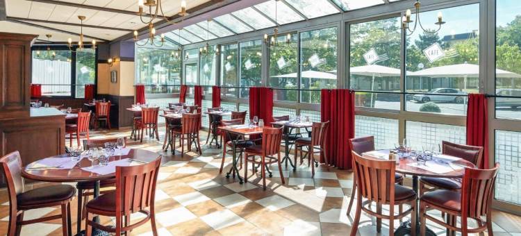 宜必思沙特尔西卢斯酒店(Ibis Chartres Ouest Lucé)图片