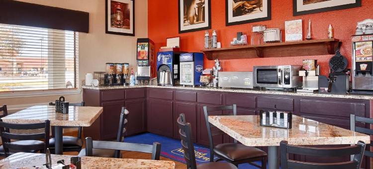 SureStay Hotel by Best Western Floresville图片