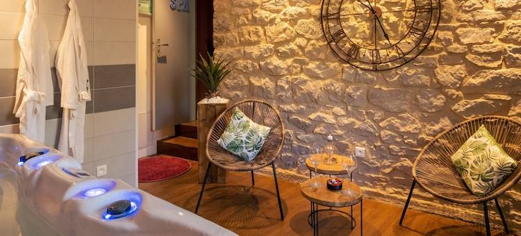 德拉维恩岸上酒店(Logis hôtel Aux Berges de l'Aveyron)图片
