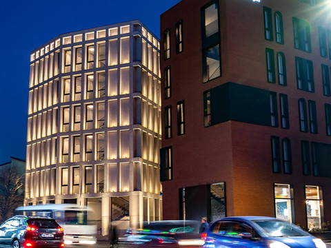 第比利斯艾维巴里智选假日酒店