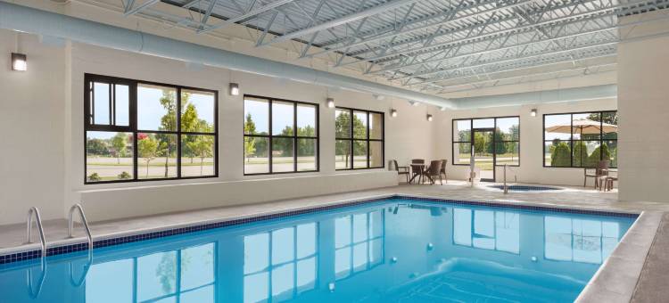 曼特普莱森特呗盟套房酒店(Baymont by Wyndham Mt. Pleasant)图片