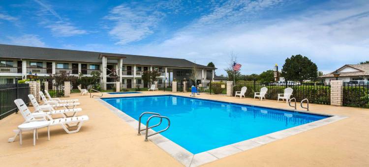 德尔塔温德姆戴斯酒店(Days Inn by Wyndham Delta)图片