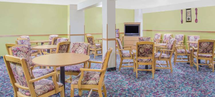 库斯特尔温德姆戴斯酒店(Days Inn by Wyndham Custer)图片