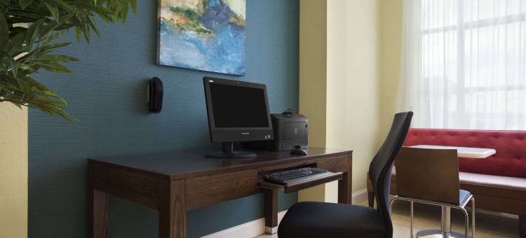 贝尔蒙特戴斯套房酒店(Days Inn & Suites by Wyndham Belmont)图片