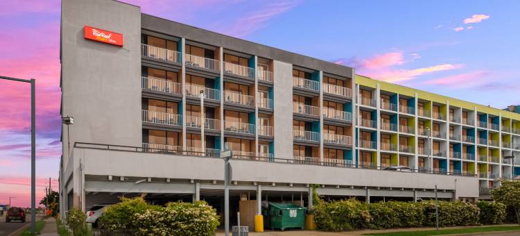 红屋顶PLUS+及套房维吉尼亚海滩-海滨(Red Roof Plus+ & Suites Virginia Beach - Seaside)图片