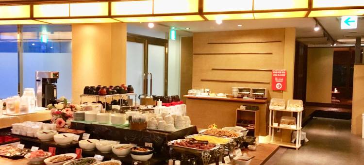 小仓皇冠山酒店(Hotel Crown Hills Kokura)图片