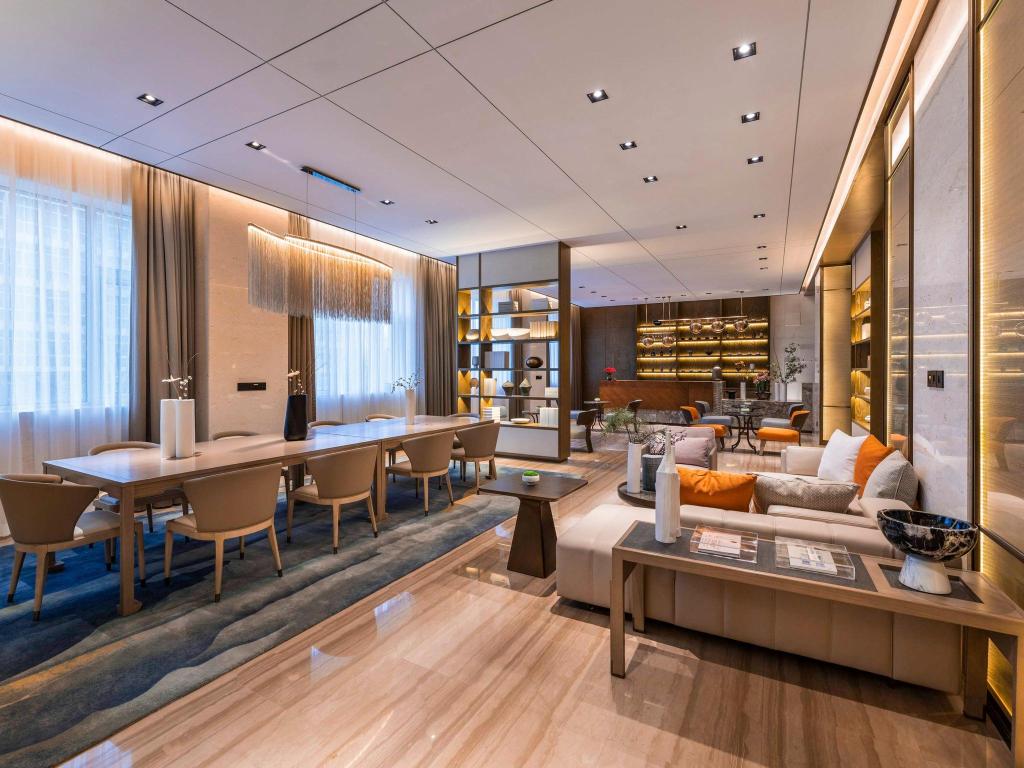 Novotel Yuncheng Hotel Overview