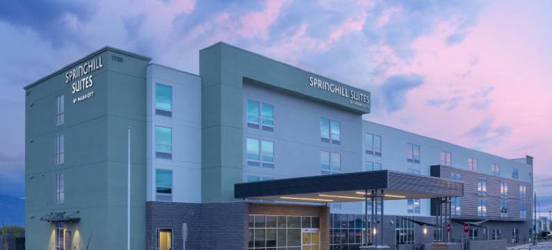 SpringHill Suites套房酒店图森The Bridges(SpringHill Suites Tucson at the Bridges)图片