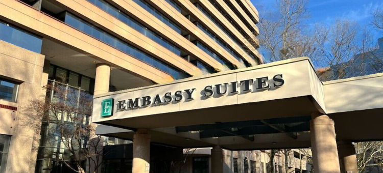 华盛顿贝塞斯达希尔顿安泊酒店(Embassy Suites by Hilton Bethesda Washington DC)图片