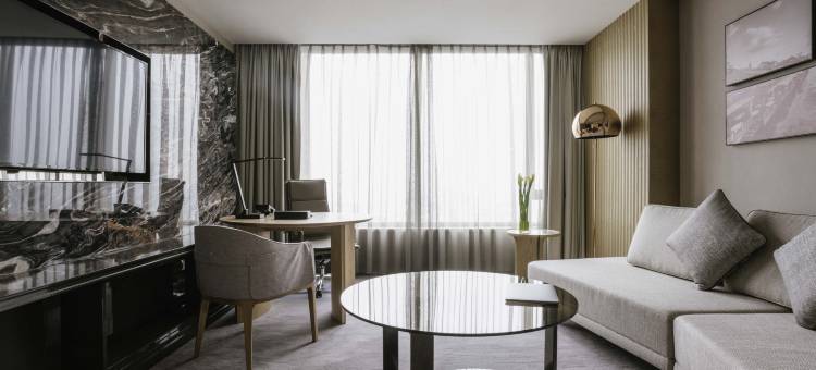 上海卓越铂尔曼大酒店图片