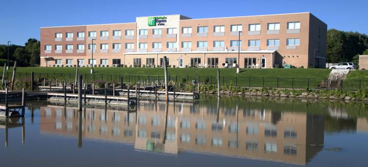 休伦港智选假日套房酒店(Holiday Inn Express & Suites Port Huron)图片