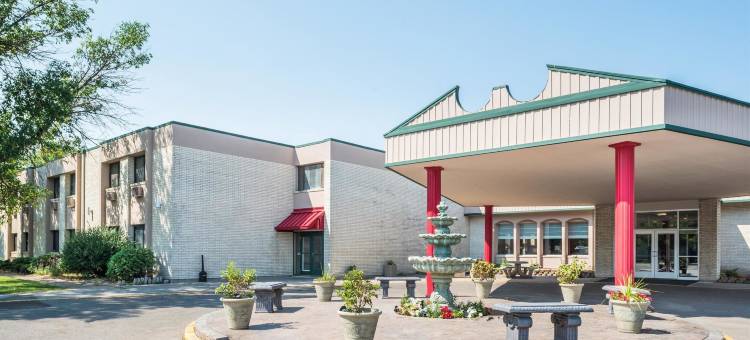 大福克斯华美达酒店(Ramada by Wyndham Grand Forks)图片