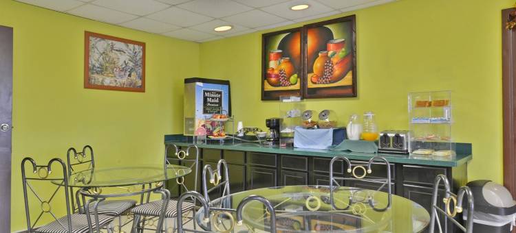 霍尔特姆城沃斯堡美洲最佳价值套房酒店(Americas Best Value Inn and Suites Haltom City/Ft. Worth)图片