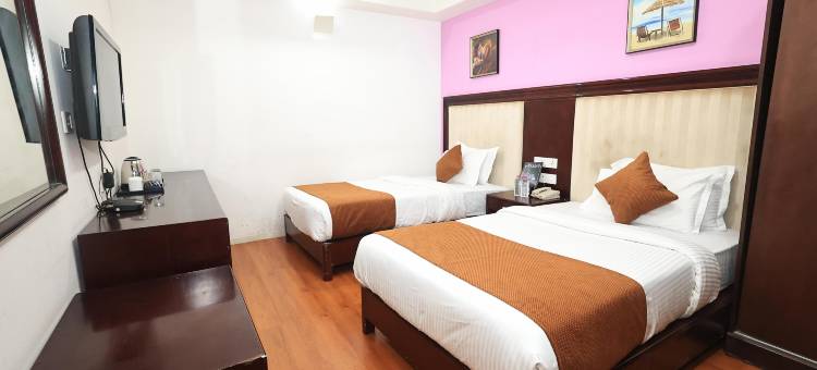 德夫艾迪酒店(Dev Aadi Hotel)图片