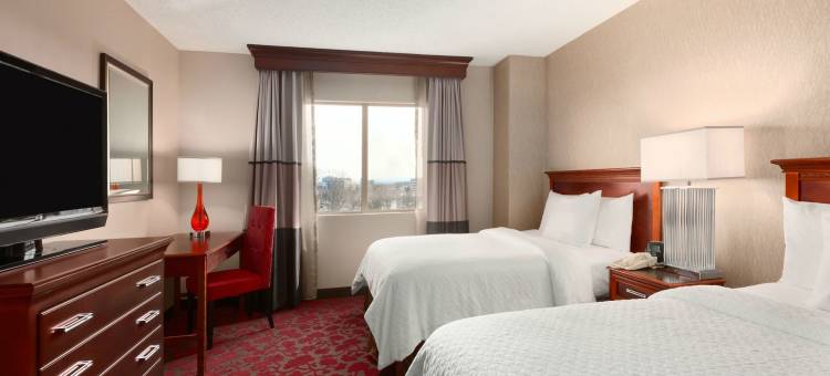 杜勒斯机场希尔顿安泊套房酒店(Embassy Suites by Hilton Dulles Airport)图片