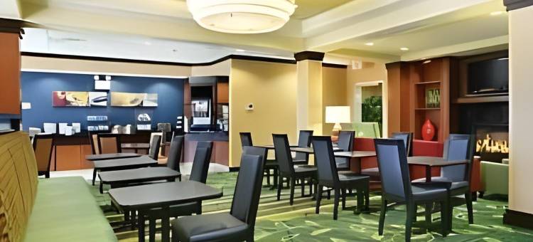 韦尔顿万豪万枫酒店(Fairfield Inn & Suites Weirton)图片