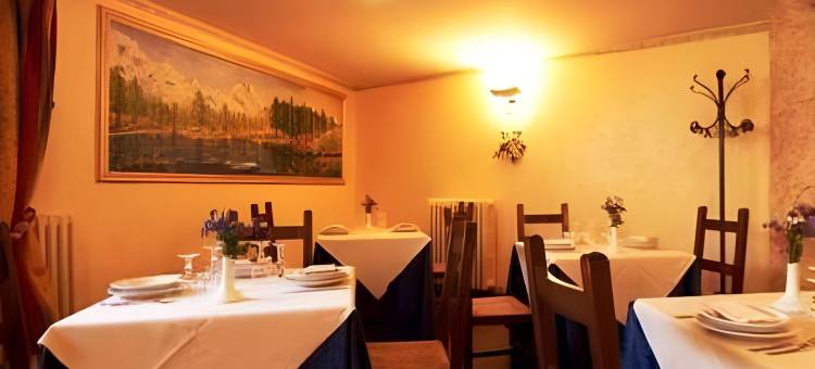 俱乐部艾斯皮拉2000(Club Esse Pila 2000)图片