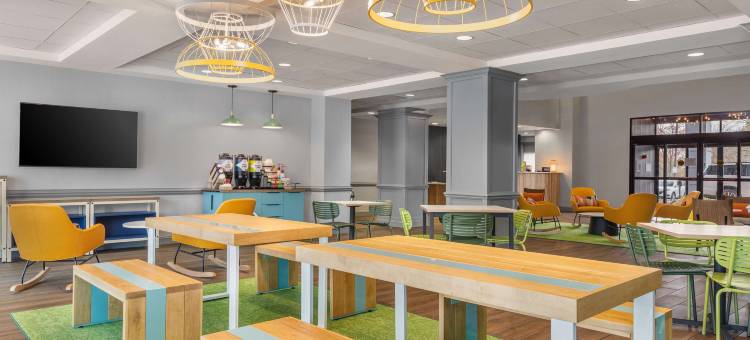夏洛特泰沃拉路I-77高速公路希尔顿Spark酒店(Spark by Hilton Charlotte Tyvola I-77)图片