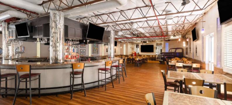 金曼华美达酒店(Ramada by Wyndham Kingman)图片