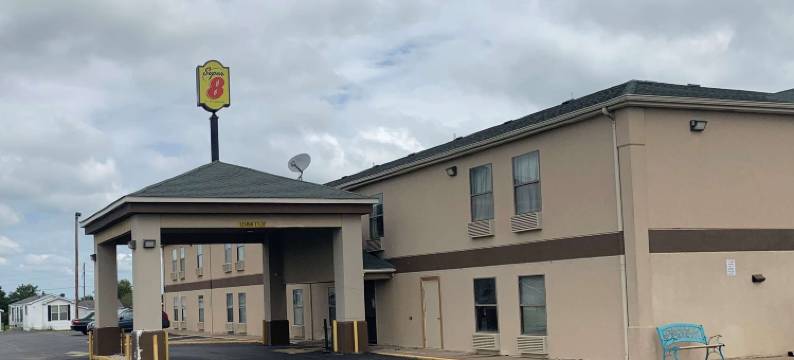 速8酒店-切诺亚-温德姆旗下(Super 8 by Wyndham Chenoa)图片