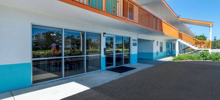 维罗海滩I-95豪生酒店(Howard Johnson by Wyndham Vero Beach/I-95)图片