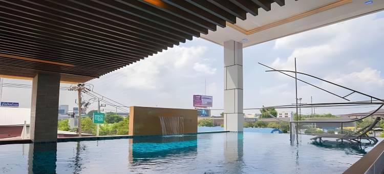 塔拉大酒店(Tara Grand Hotel)图片