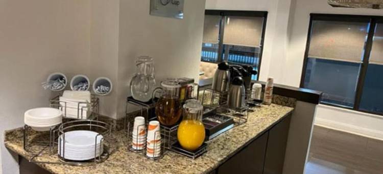 蒙哥马利东 I-240 快捷假日酒店(舒眠套房酒店孟菲斯)(Sleep Inn & Suites)图片